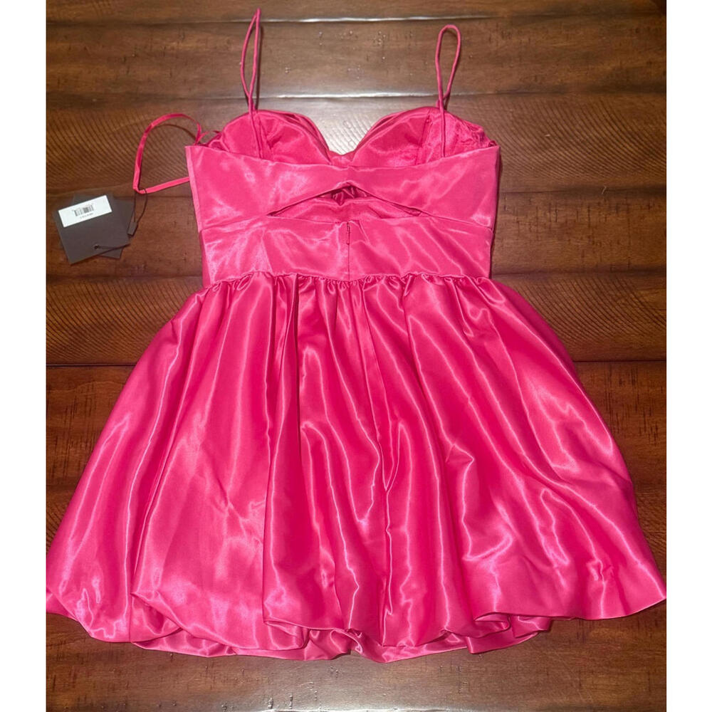 Mac Duggal Ieena 49616 - Bow Front Bubble Hem Mini Dress - Fuchsia, Size 4  $298 - Picture 4 of 8